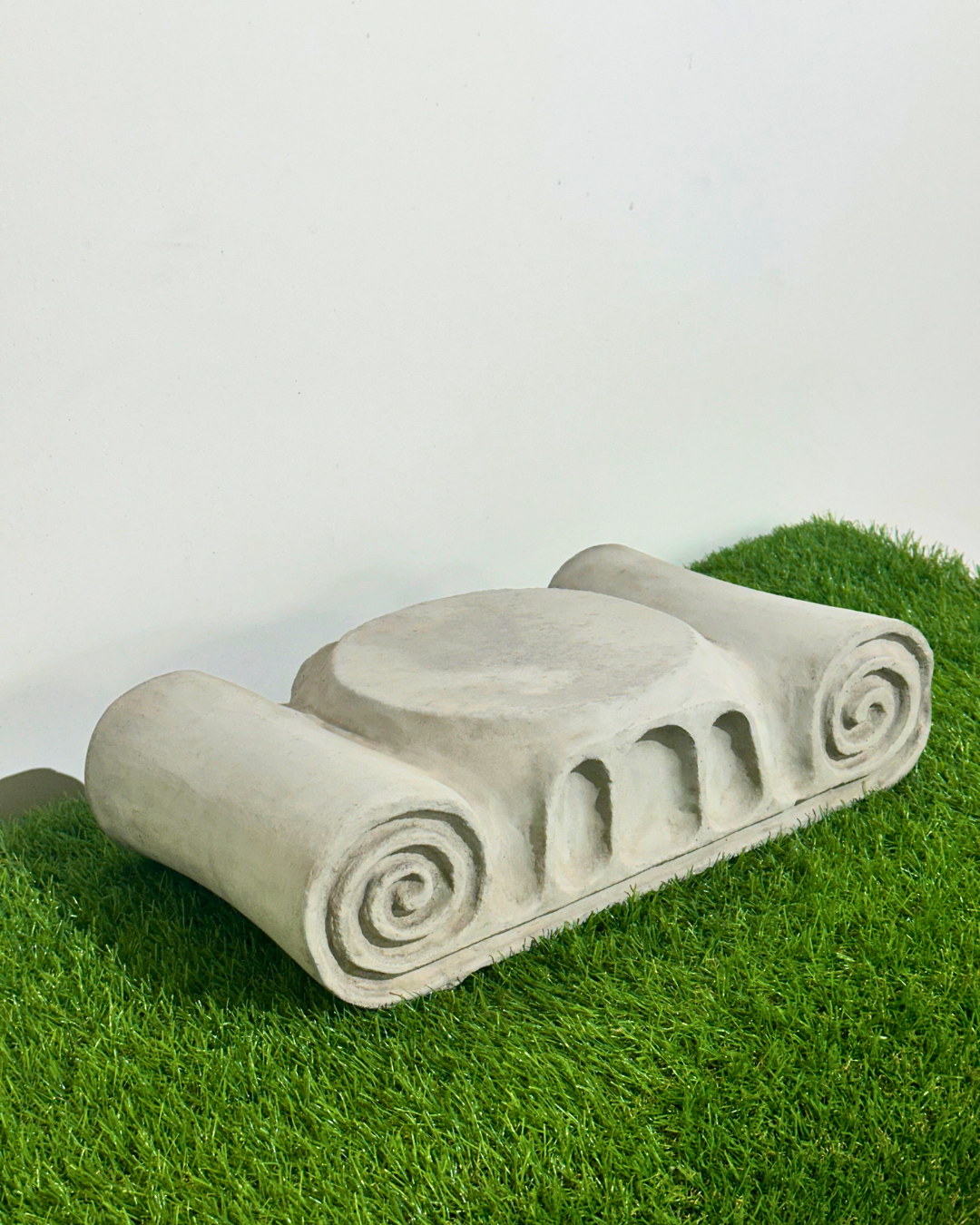 Sockel „Antik“ – Die Bühne für Schönheit